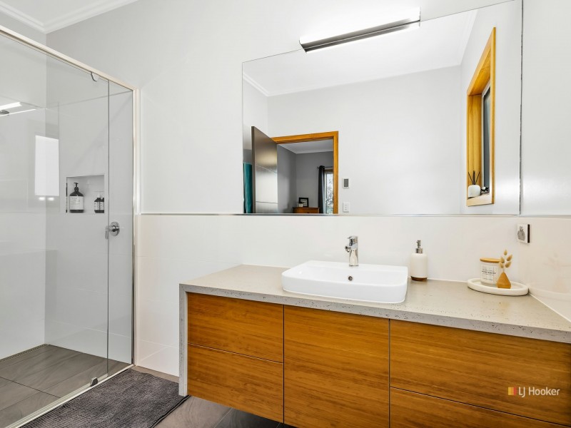 21 Bluewater Crescent, Wynyard TAS 7325
