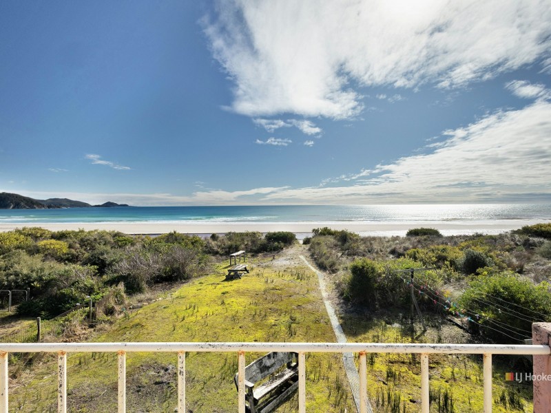 11 East Boulevard, Sisters Beach TAS 7321