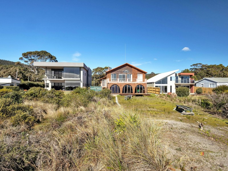 11 East Boulevard, Sisters Beach TAS 7321