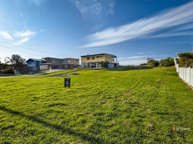 41 Irby Boulevard, Sisters Beach TAS 7321