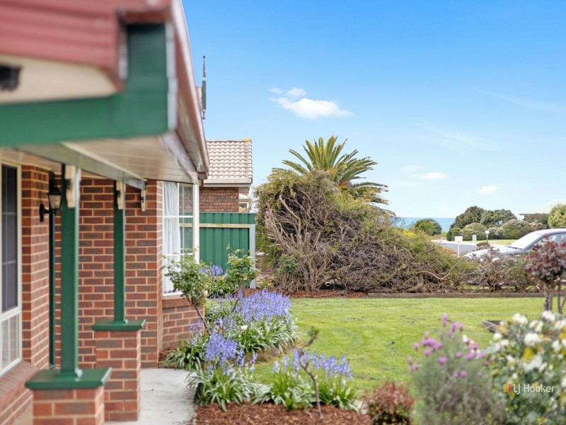 14 Freestone Crescent, Wynyard TAS 7325