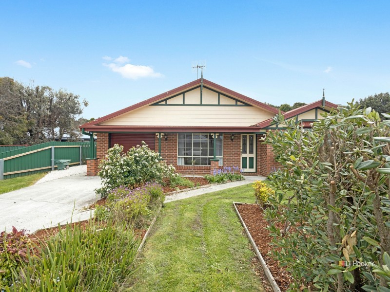 14 Freestone Crescent, Wynyard TAS 7325