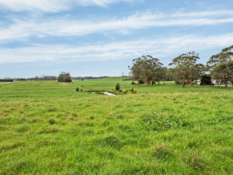 9 Brooks Road, Forest TAS 7330