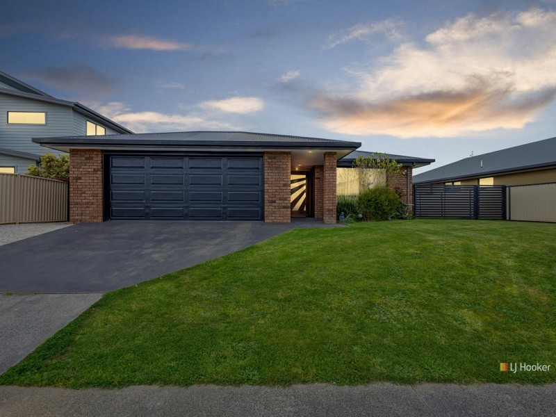 10 Sandy Crescent, Wynyard TAS 7325