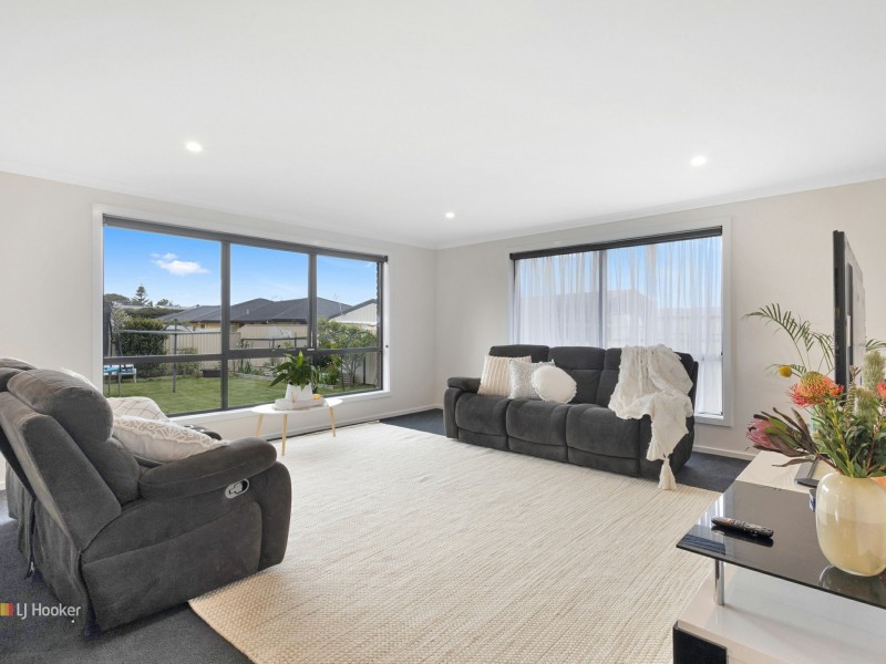 10 Sandy Crescent, Wynyard TAS 7325