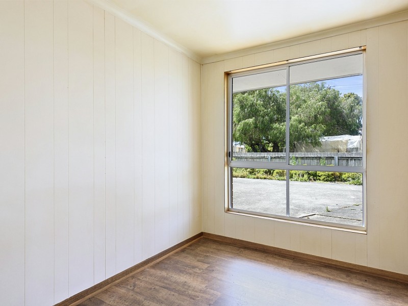 2/9 McArthur Street, Wynyard TAS 7325