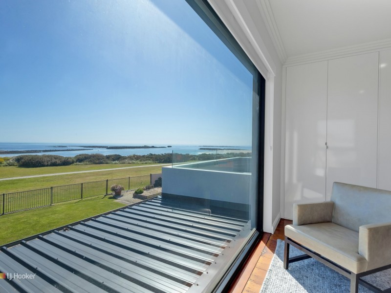 34 Old Bass Highway, Wynyard TAS 7325