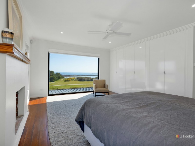 34 Old Bass Highway, Wynyard TAS 7325