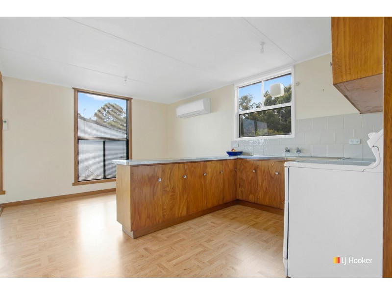 25 Banksia Avenue, Sisters Beach TAS 7321