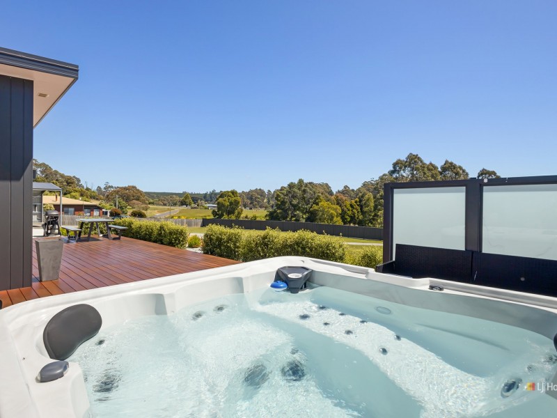 157 Deep Creek Road, Wynyard TAS 7325