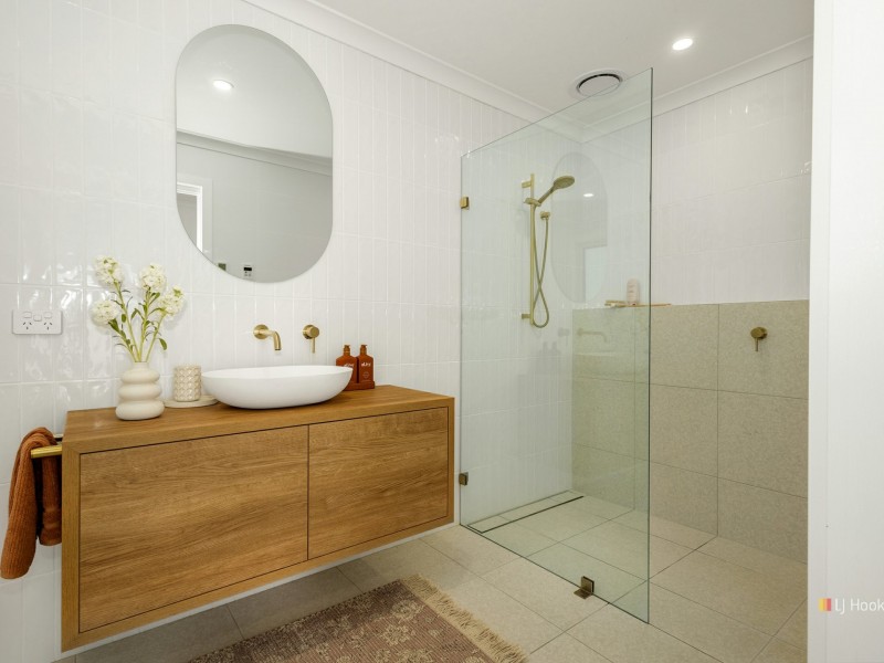13 Moore Court, Wynyard TAS 7325