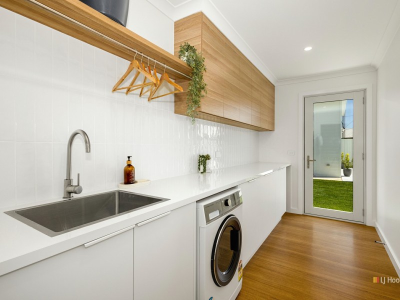 13 Moore Court, Wynyard TAS 7325