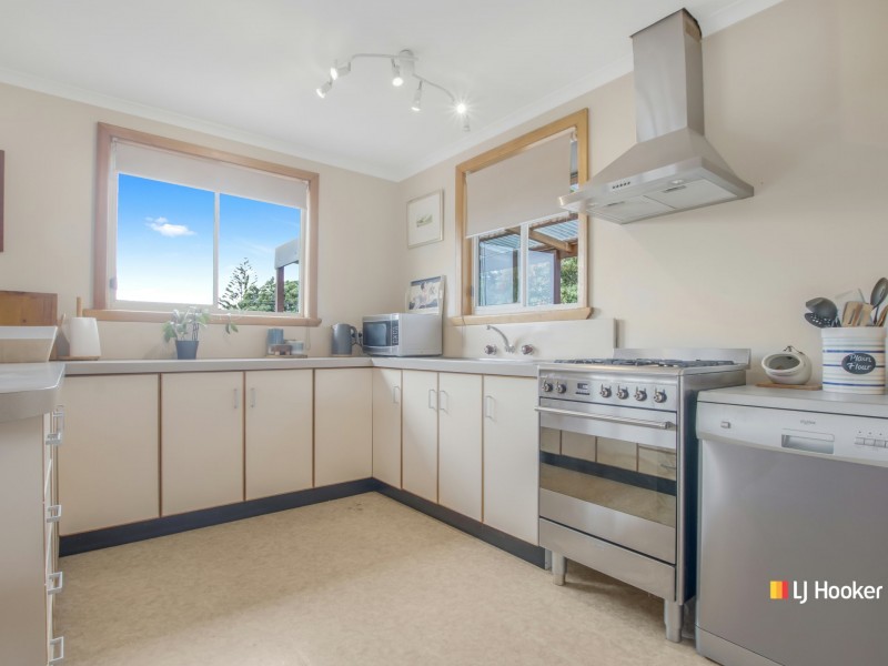 43 Irbys Circus, Sisters Beach TAS 7321