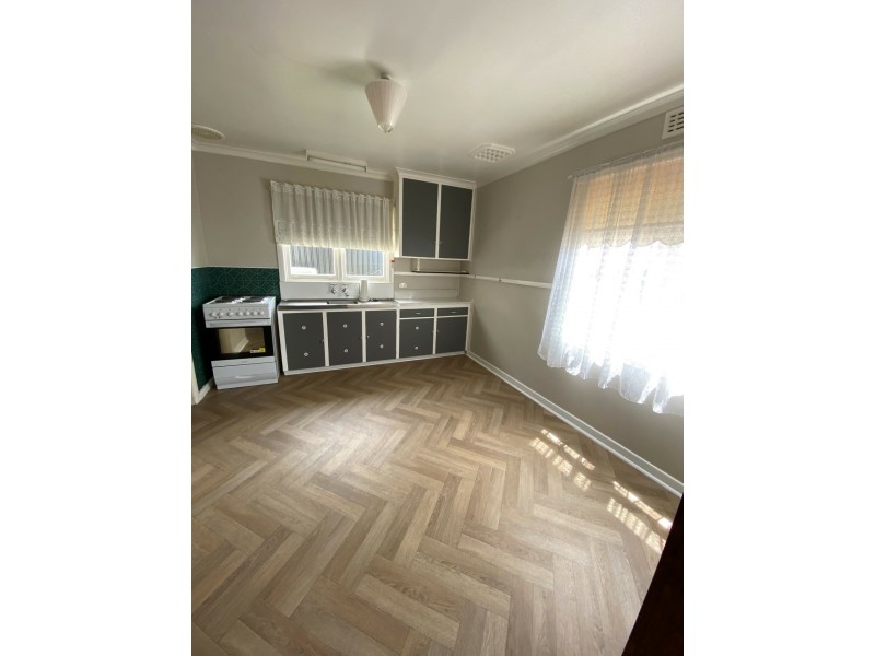 7 Lewis Street, Somerset TAS 7322