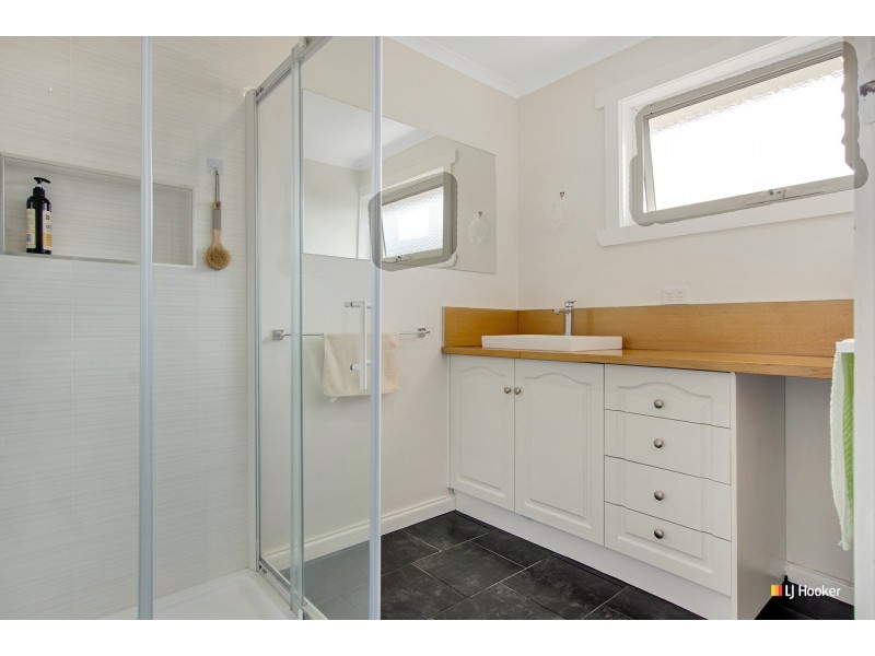 37 Walker Street, Wynyard TAS 7325