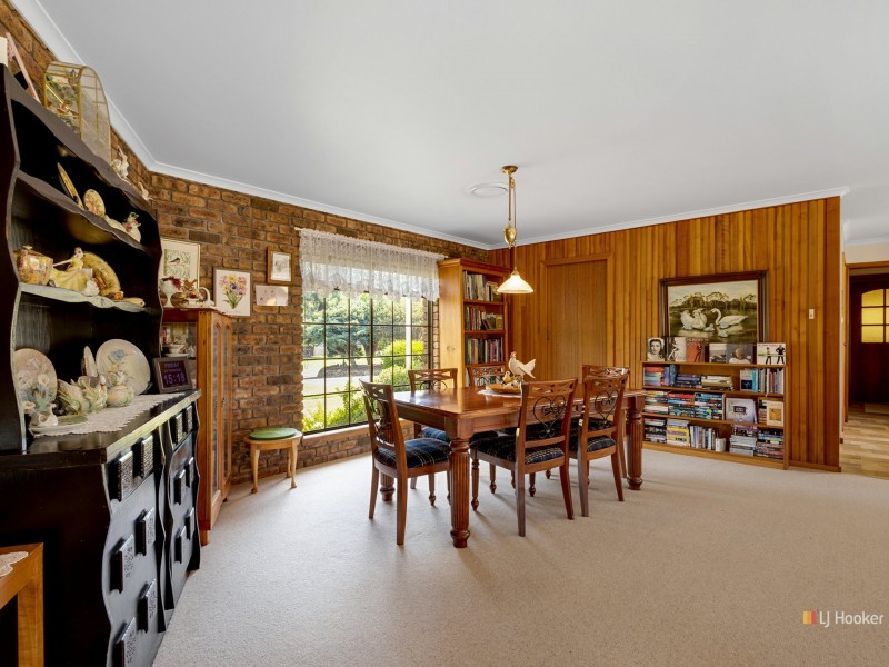 221 Preolenna Road, Flowerdale TAS 7325