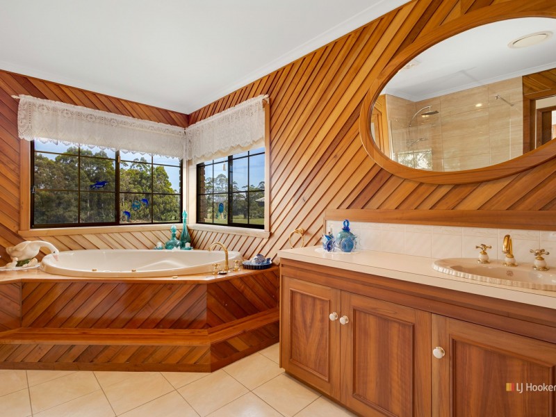 221 Preolenna Road, Flowerdale TAS 7325