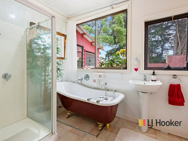 92 Table Cape Road, Wynyard TAS 7325