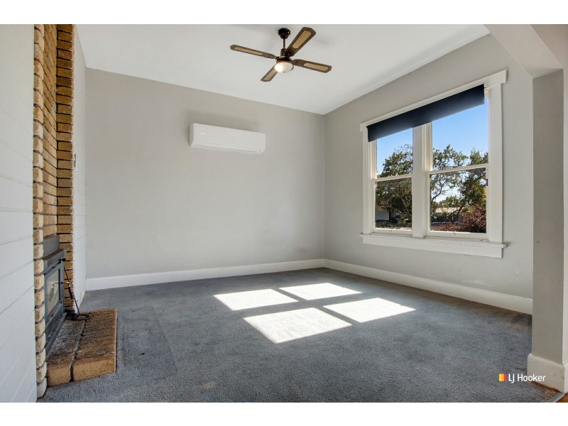 64 Saunders Street, Wynyard TAS 7325