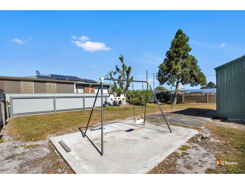 64 Saunders Street, Wynyard TAS 7325