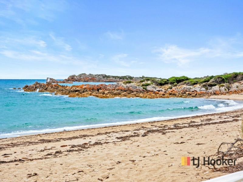 16 Gull Street, Rocky Cape TAS 7321