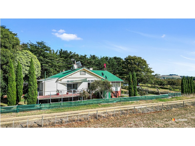 399 Murchison Highway, Somerset TAS 7322