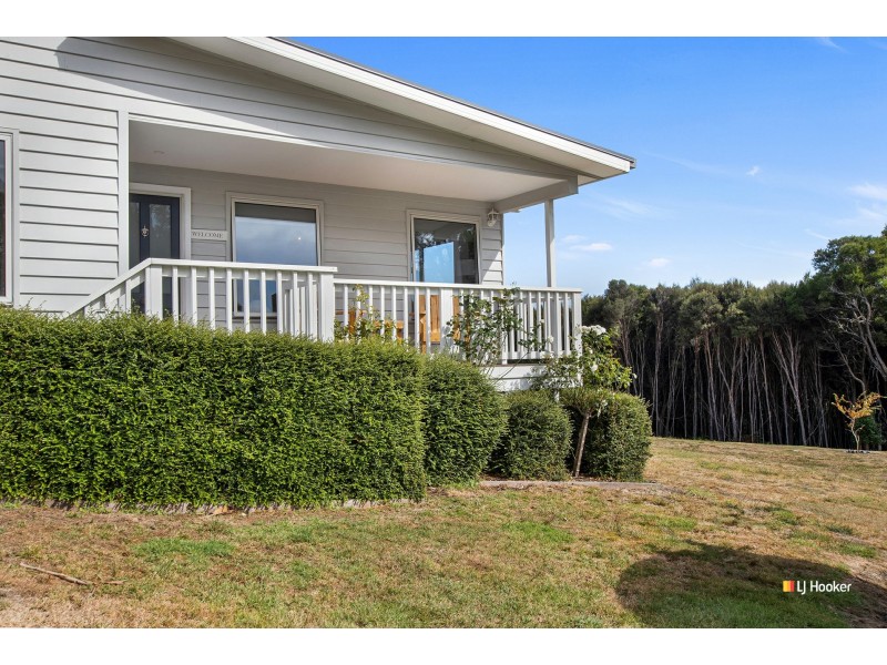 40 Blackabys Road, Boat Harbour TAS 7321