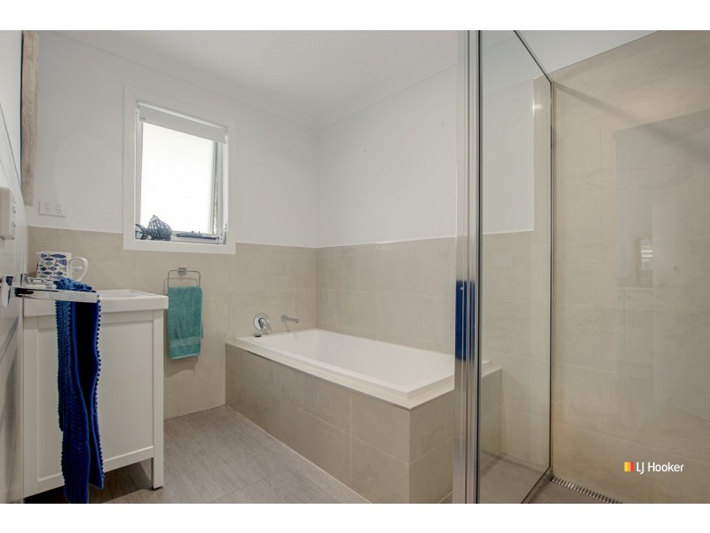 40 Blackabys Road, Boat Harbour TAS 7321