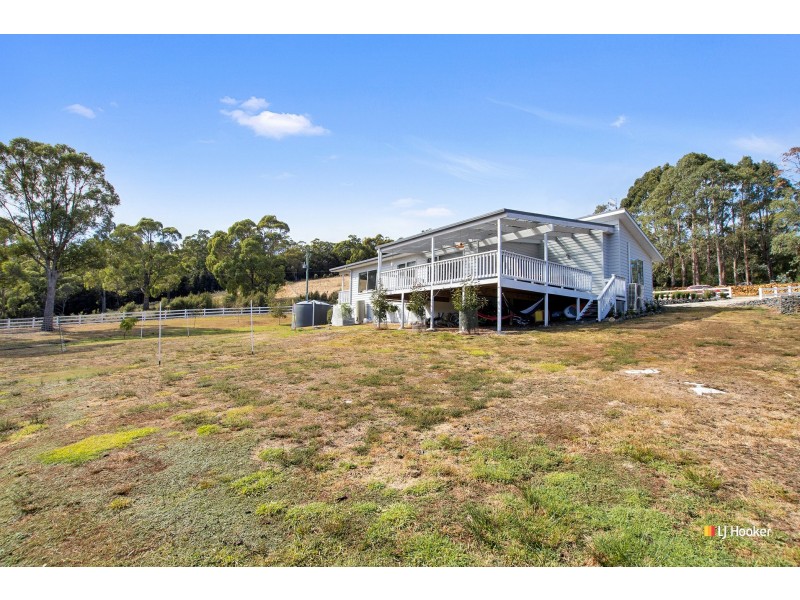 40 Blackabys Road, Boat Harbour TAS 7321