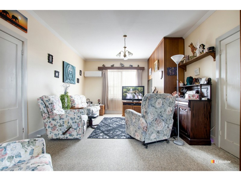 1/9 Cardigan Street, Somerset TAS 7322