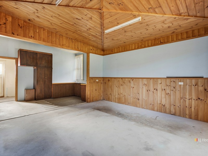 17795 Bass Highway, Sisters Creek TAS 7325
