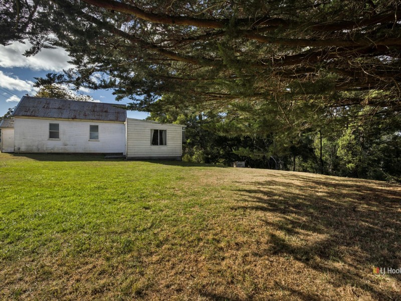 17795 Bass Highway, Sisters Creek TAS 7325