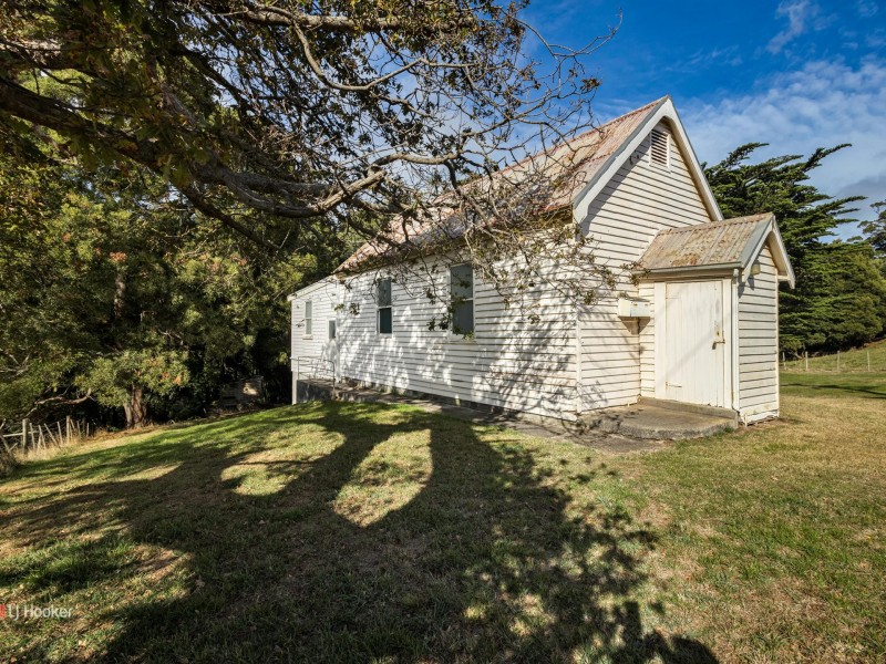 17795 Bass Highway, Sisters Creek TAS 7325