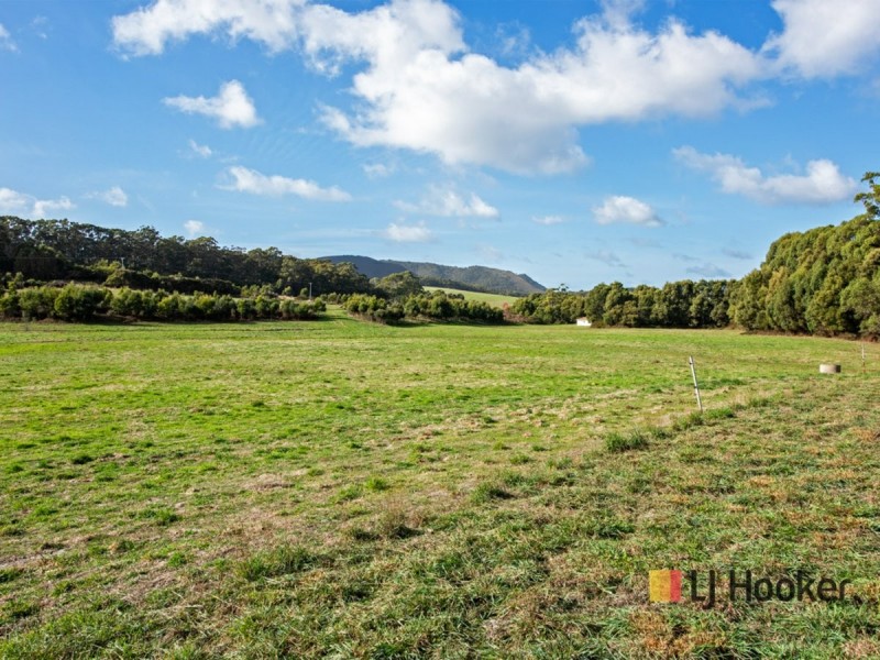 19291 Bass Highway, Rocky Cape TAS 7321