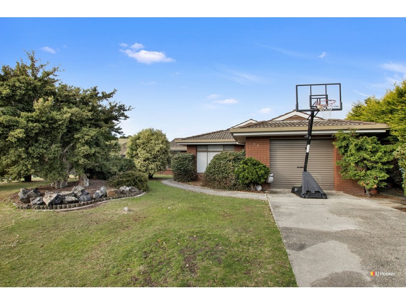 15 Freestone Crescent, Wynyard TAS 7325