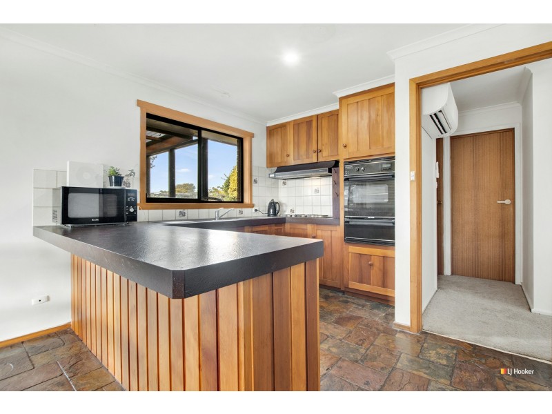 15 Freestone Crescent, Wynyard TAS 7325