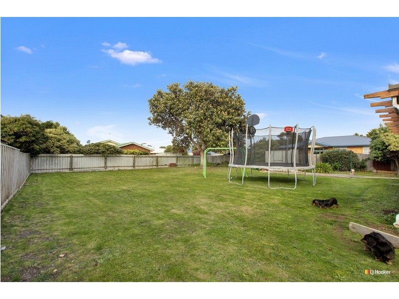 15 Freestone Crescent, Wynyard TAS 7325