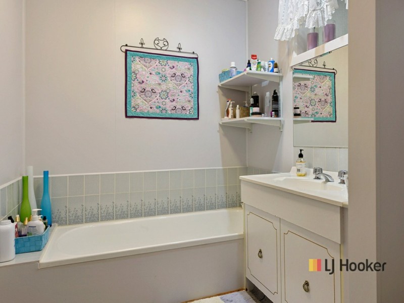 10 Myrtle Drive, Rosebery TAS 7470