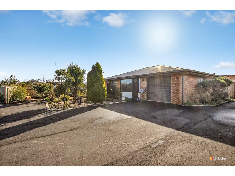 Unit 1/18a Hogg Street, Wynyard TAS 7325