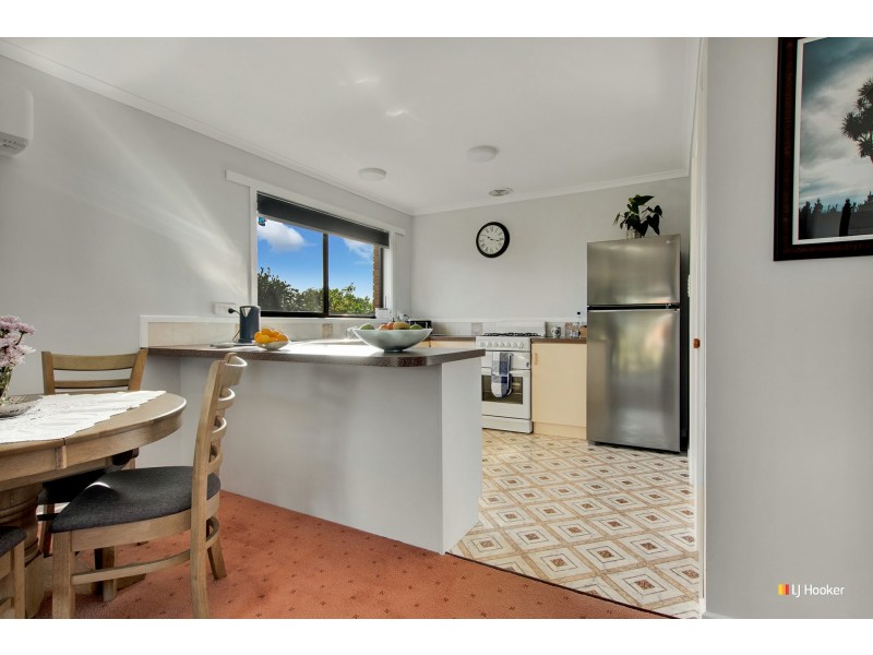 Unit 1/18a Hogg Street, Wynyard TAS 7325