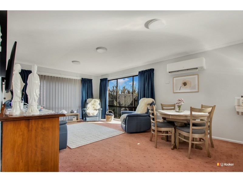 Unit 1/18a Hogg Street, Wynyard TAS 7325