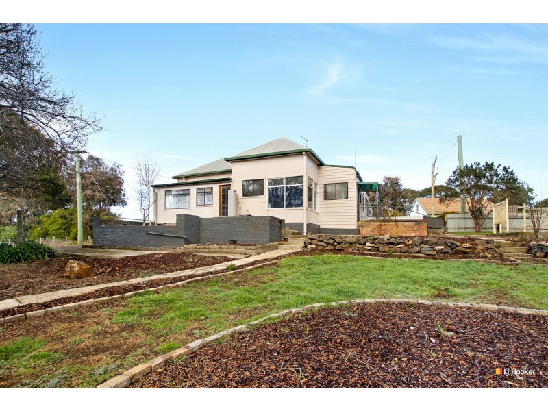 16820 Bass Highway, Flowerdale TAS 7325