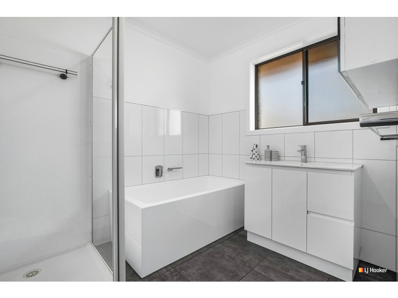 34 Beaufort Street, Somerset TAS 7322