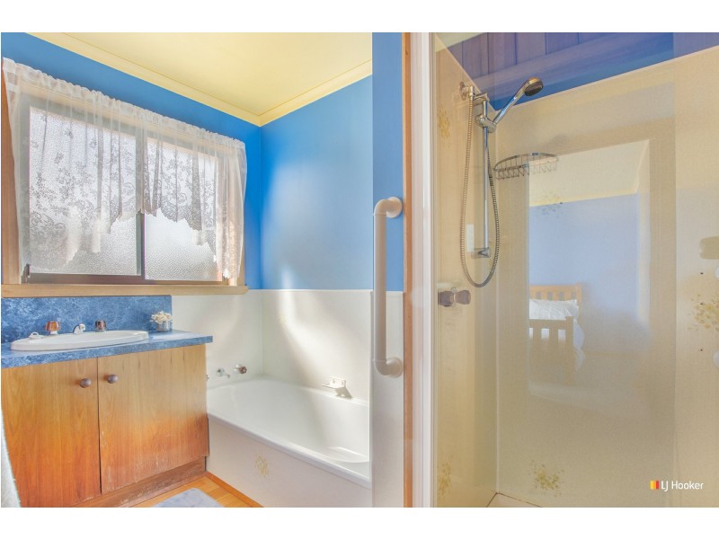 Unit 2/16A West Jenner Street, Wynyard TAS 7325