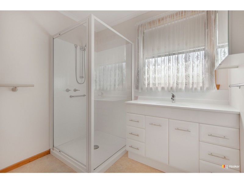 Unit 2/63 Inglis Street, Wynyard TAS 7325