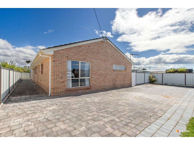 Unit 1 & 2/6 John Street, Wynyard TAS 7325