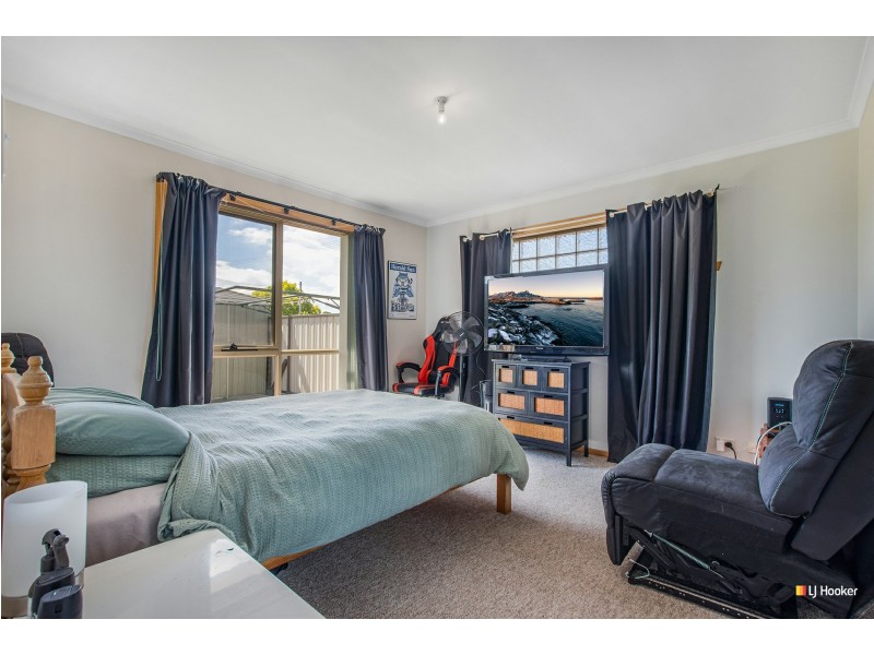 Unit 1 & 2/6 John Street, Wynyard TAS 7325