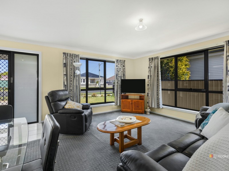 Unit 2/57a Saunders Street, Wynyard TAS 7325