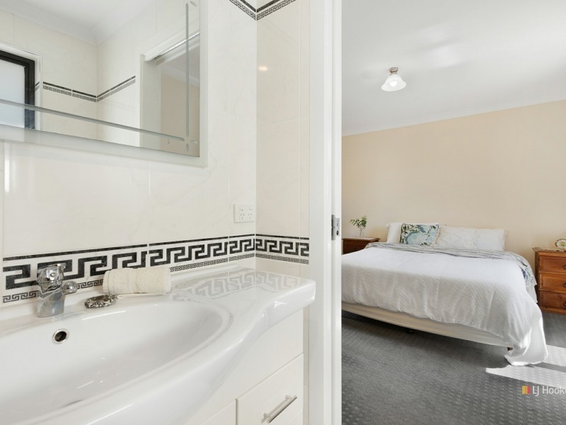 Unit 2/57a Saunders Street, Wynyard TAS 7325