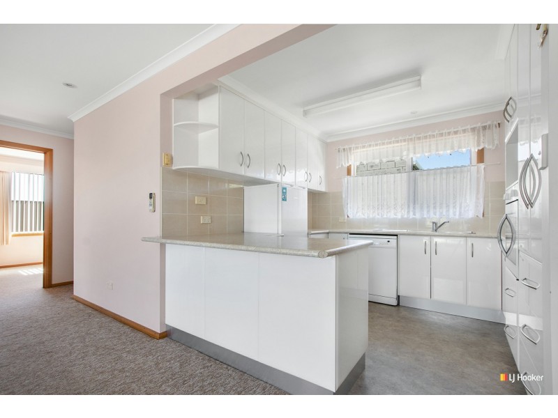 Unit 2/16 Reid Street, Wynyard TAS 7325